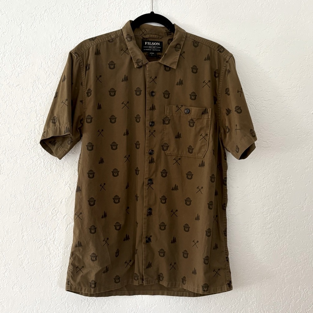 C.C. Filson Smokey The Bear Camp Shirt Marsh Olive Green Men's Small